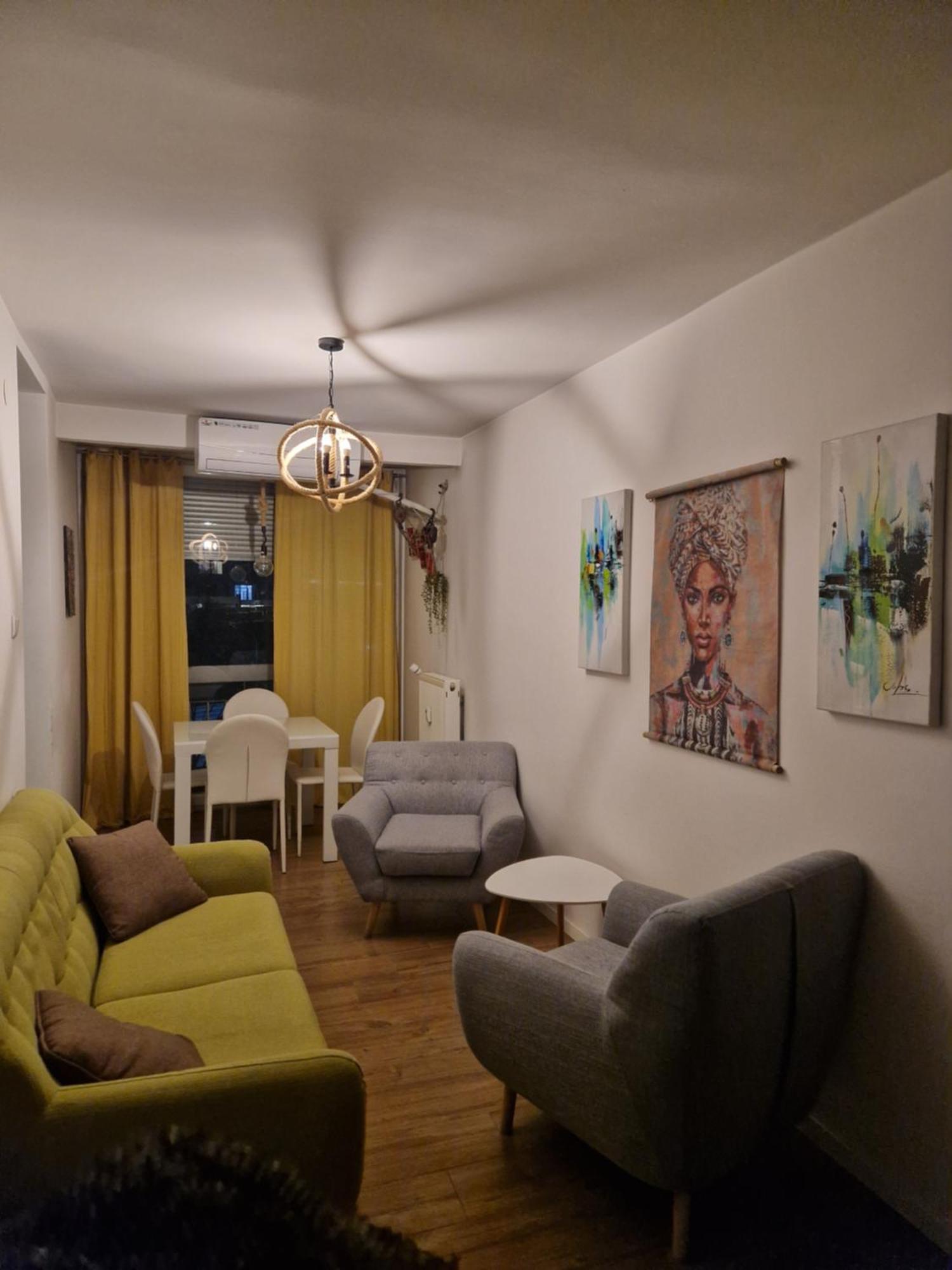 Aaa Apartment พริสตีนา ภายนอก รูปภาพ